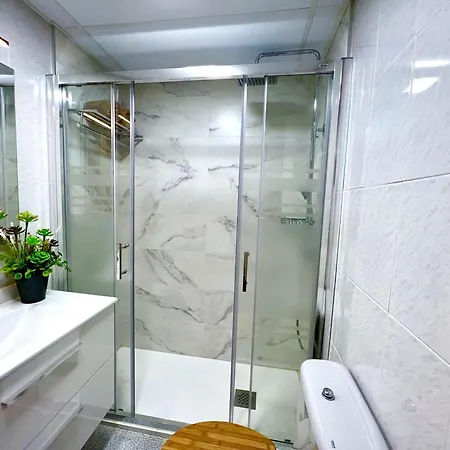 Beautiful 2-bed In Near Yumbo Maspalomas (Gran Canaria)